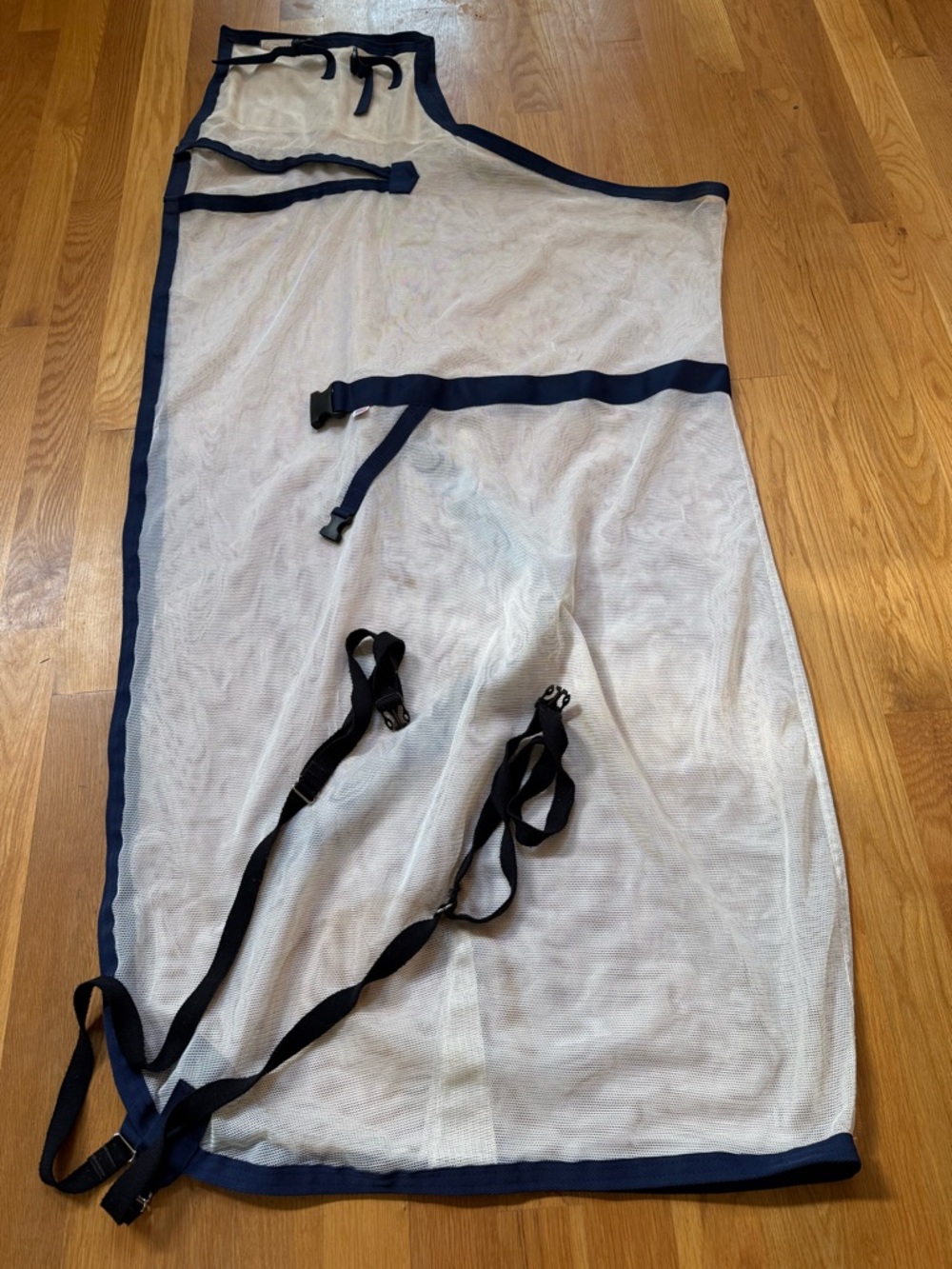 Saratoga Horseworks FLY SHEET horse size 74 cream mesh navy trim